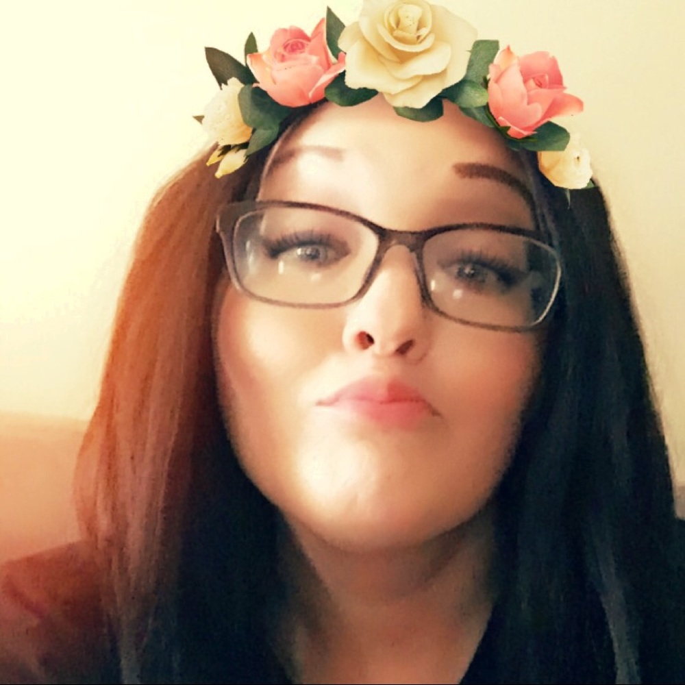 Meet your Posher, Melissa